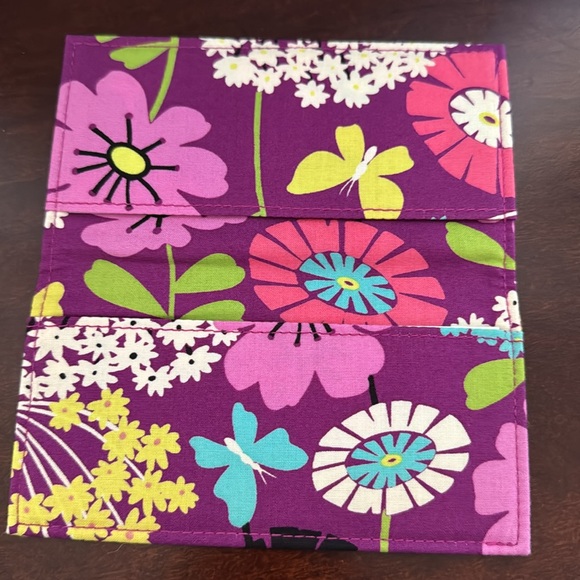 Vera Bradley check book holder - Picture 3 of 6